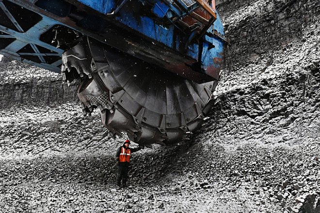 Угольщикам разрешат копить долги
