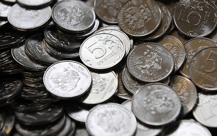 Рубль отошел от зимней спячки