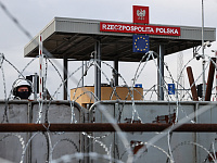 Польша открыла границу с Белоруссией