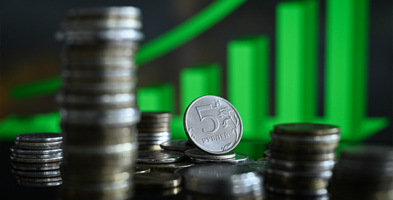 Bloomberg назвал укрепление рубля в этом году самым сильным за 30 лет
