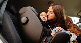 В России выросли штрафы за перевозку детей без автокресел