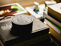 МВД предупредило о рисках взлома умных колонок мошенниками