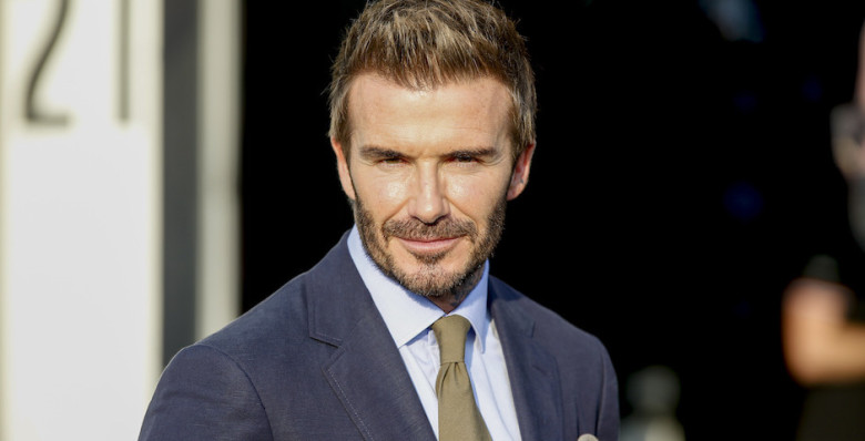 Дэвида Бекхэма посвятили в рыцари