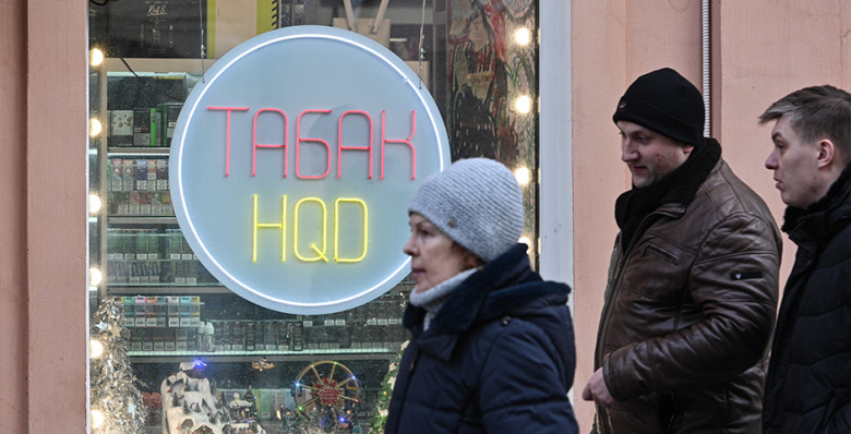 Госдума запретила продажу сигарет и вейпов на остановках общественного транспорта