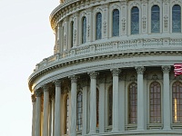 Сенат США принял законопроект о бюджете, допустив шатдаун