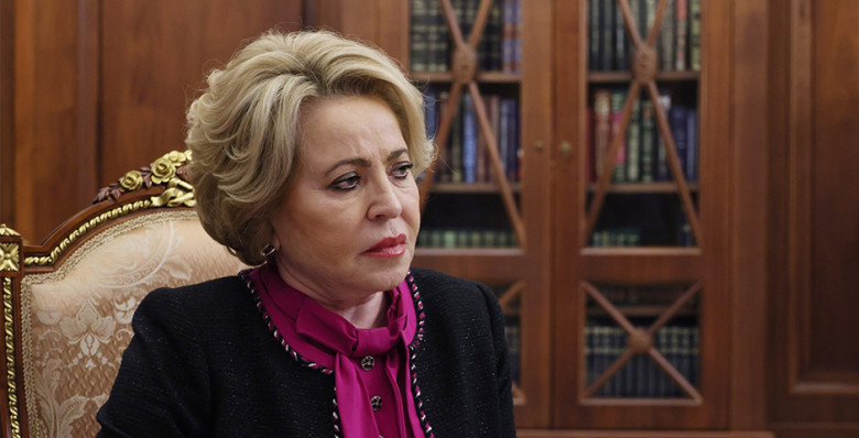 Валентина Матвиенко предложила сделать нормой раннее материнство