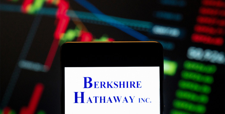 Berkshire Hathaway запустила выкуп акций после отставки Уоррена Баффета