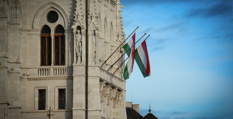 Венгрия запретила экспорт бензина из-за роста цен на топливо