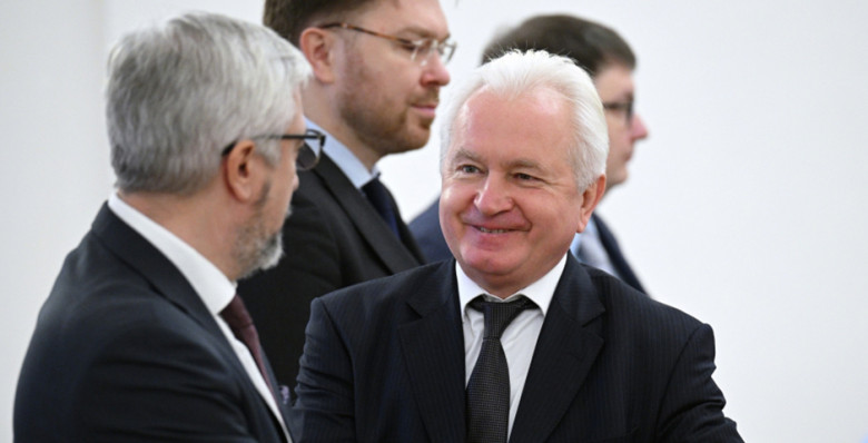 Владимир Путин освободил от должности главу упраздненного управления АП