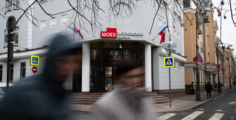 Рынок акций встал на прямую линию