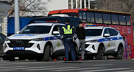 КС разрешил россиянам водить машину с иностранными правами