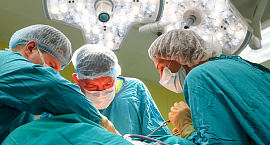 Кабмин добавил в ОМС новые виды высокотехнологичной медпомощи