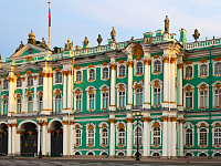 Эрмитаж потребовал более 800 тыс. рублей от севшего на трон Павла I посетителя