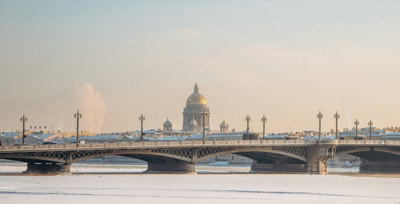Санкт‑Петербург стал самым востребованным городом для поездок 14 февраля
