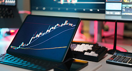 Президент Давосского форума заявил о самом высоком с 1945 года глобальном долге