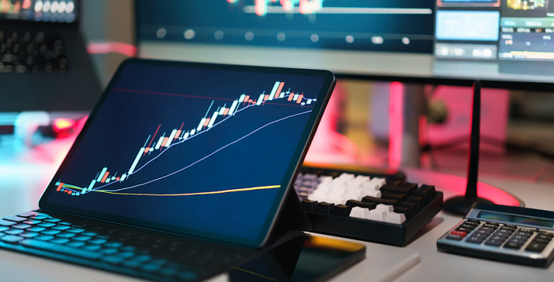 Президент Давосского форума заявил о самом высоком с 1945 года глобальном долге