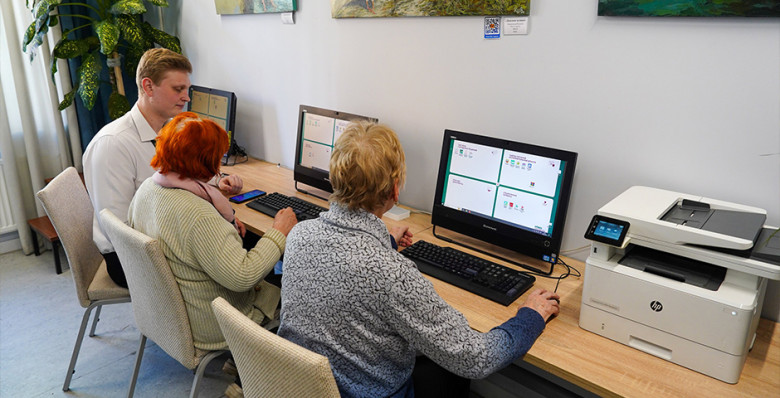 Владимир Путин поручил улучшить процедуру записи к врачу через «Госуслуги»