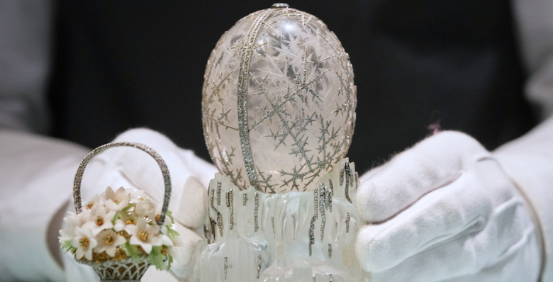 «Зимнее яйцо» из коллекции Николая II продали на аукционе за рекордные $25,7 млн