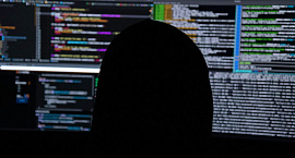 Связанные с Ираном хакеры взломали почту главы ФБР