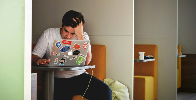 Минцифры объяснило ограничение доступа к российским сервисам при включенном VPN