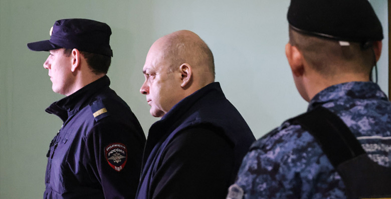 Суд приговорил экс-губернатора Курской области к 14 годам по делу о взятках