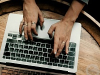 Meta откажется от фактчекинга в Facebook и Instagram