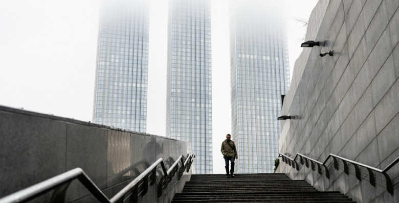 Застройщики спускаются с небес