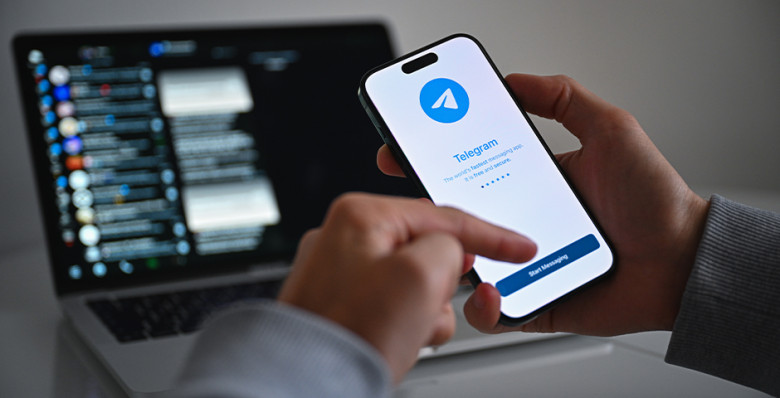 Роскомнадзор обязал блогеров передавать права от Telegram-канала боту ведомства