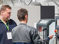 Владимир Путин поручил закрепить в законодательстве статус стажеров