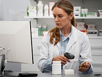 В России продлили особый порядок продажи зарубежных лекарств