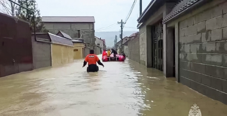 Из зон наводнения в Дагестане эвакуировали более 3,3 тыс. человек