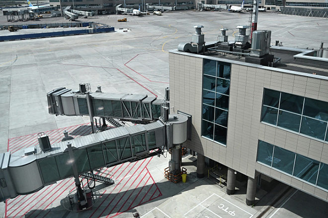 В «Домодедово» прилетел дисконт