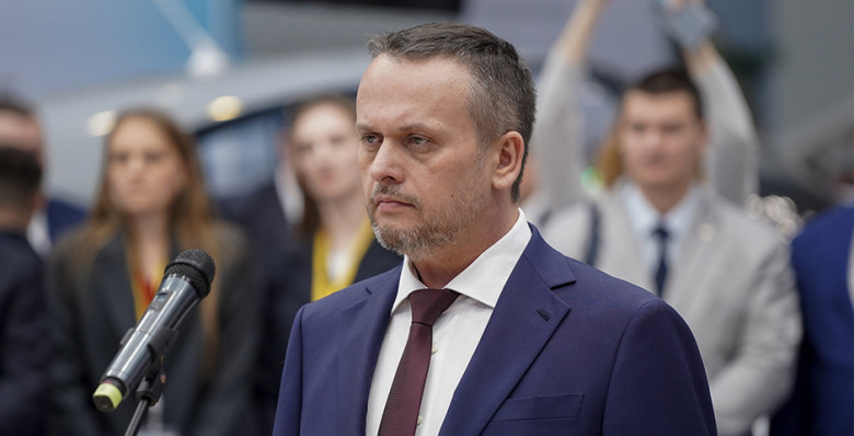 Андрей Никитин оценил потери западных авиакомпаний из-за облета РФ