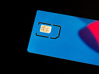 В Минцифры назвали способ избежать блокировки SIM-карт при выезде за рубеж