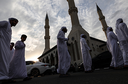 С баррелями на выход