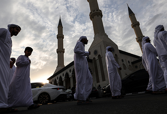 С баррелями на выход