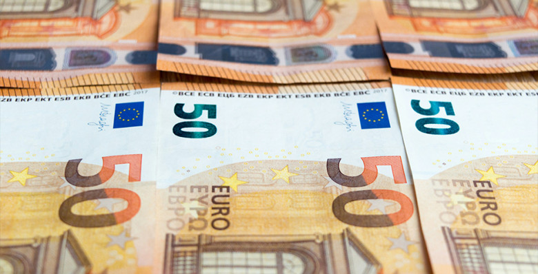 ЕЦБ в четвертый раз подряд сохранил процентные ставки на прежнем уровне