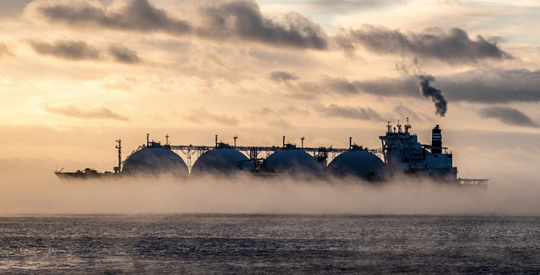 Военные заряжают бюджеты