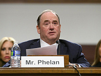 Министр ВМС США ушел в отставку