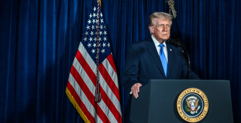 Дональд Трамп заявил об ухудшении переговорных позиций Украины