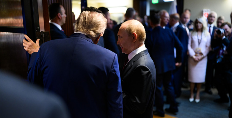 Владимир Путин поздравил Дональда Трампа с Рождеством