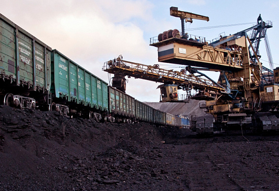 У угля горят показатели