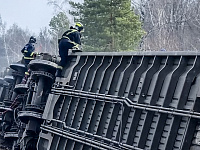 СК назвал предварительную причину схода вагонов поезда под Ульяновском