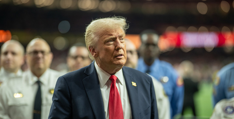 Дональд Трамп уволил члена совета управляющих ФРС Лизу Кук