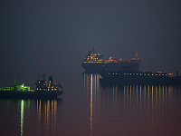 В Ормузском проливе застряли около 20 тысяч моряков