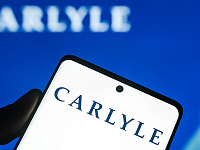 Reuters узнал об интересе инвестиционной Carlyle к зарубежным активам «Лукойла»