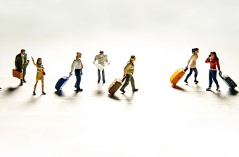 Города собирают людей