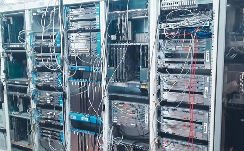 У них большие связи У них большие связи